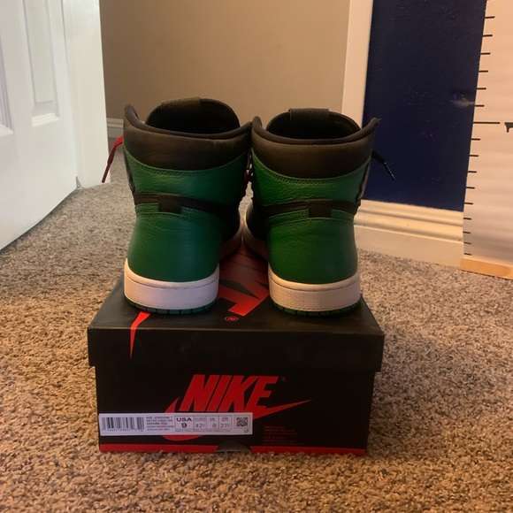 Jordan 1 Pine Green